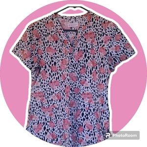 White Cross Scrub top flower and leopard print small